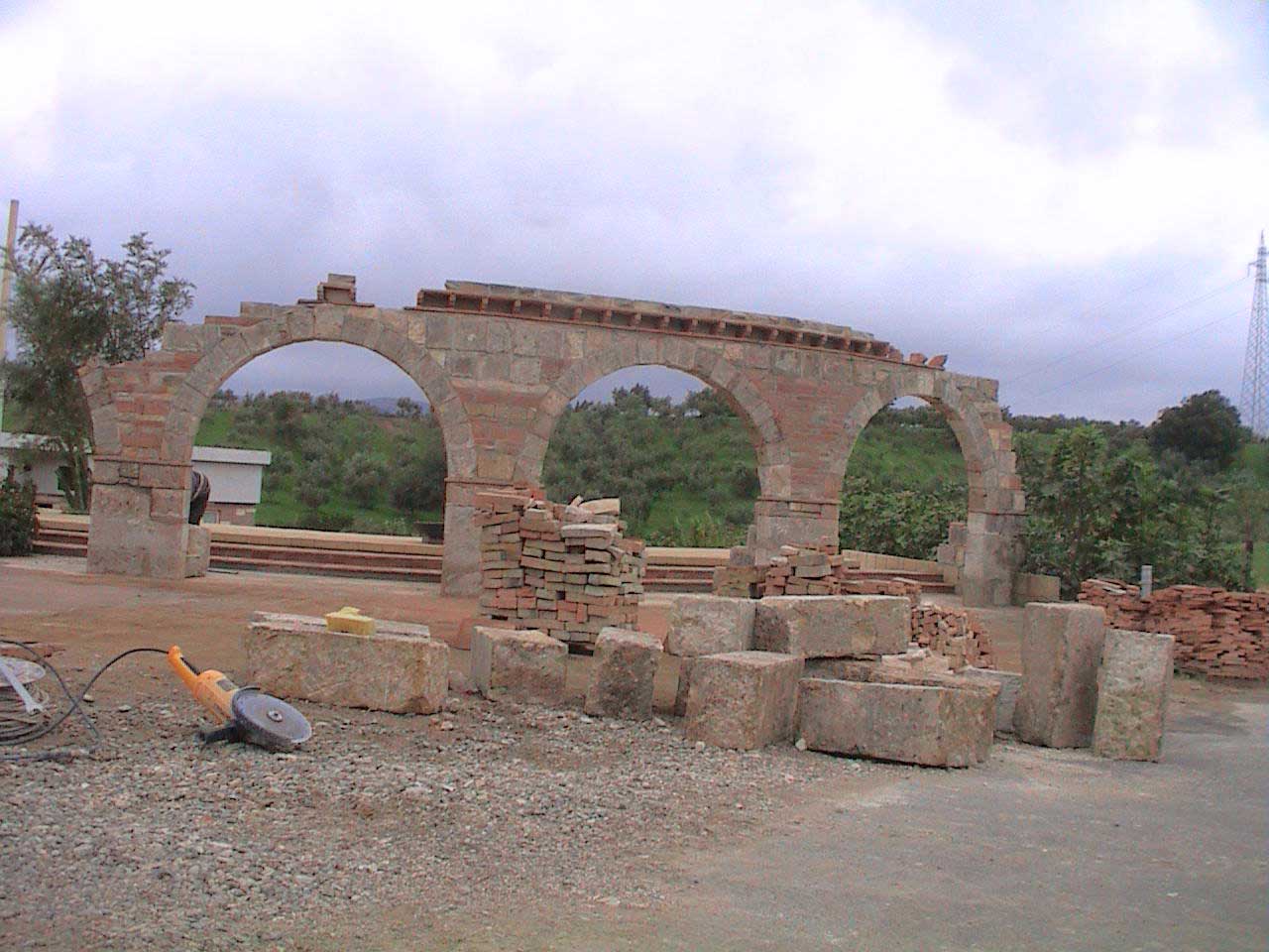 anfiteatro in costruzione 1