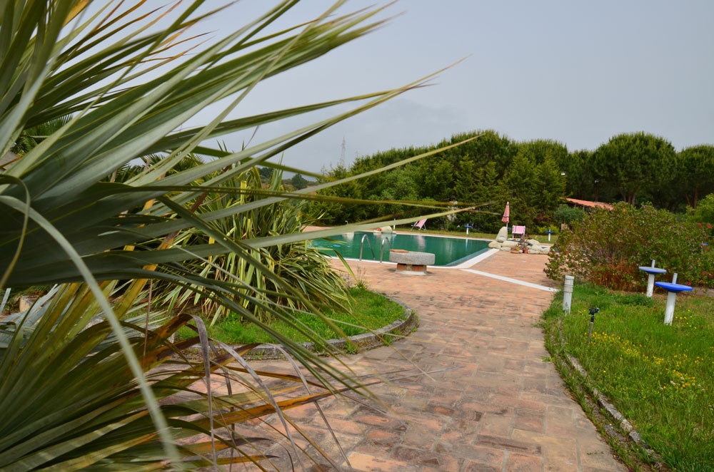 area-piscina-borgo-piazza5